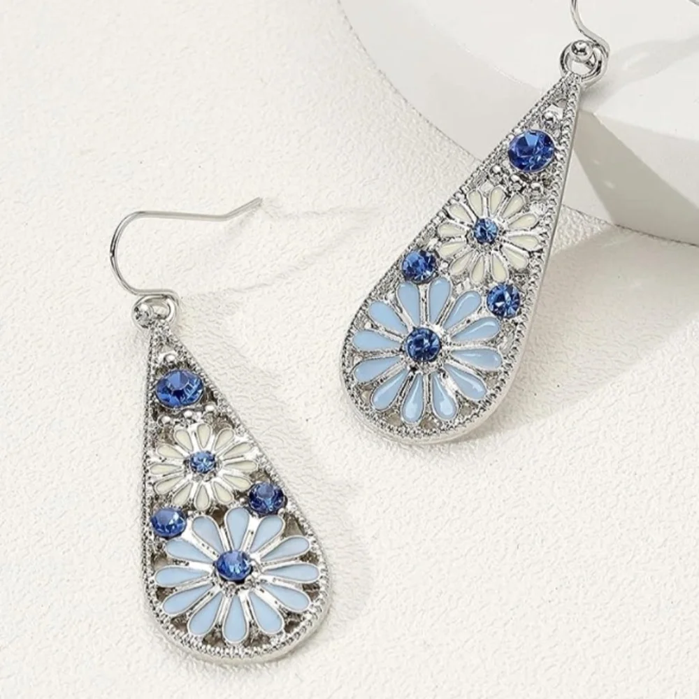Womens Silver Daisy Drop Enamel Rhinestone Accent Earrings - Picture 2 of 6